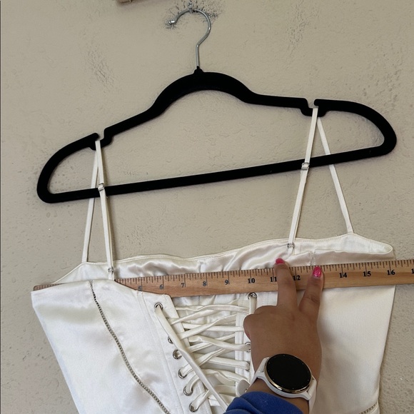 House of CB M A-C 'Anabella' Ivory Satin Lace Up Maxi Dress NWOT - Picture 8 of 17